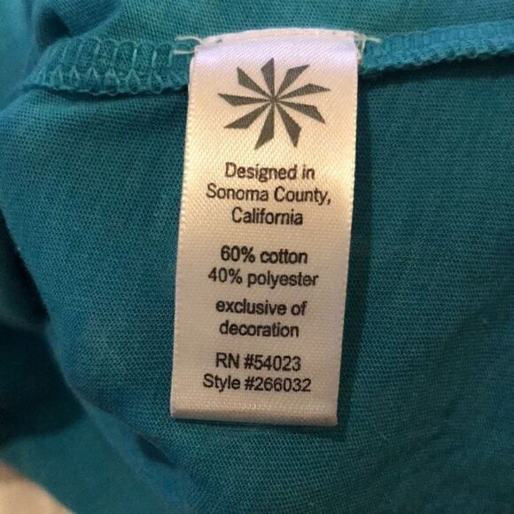 Athleta
Teal Turquoise Long Sleeve T-Shirt - Picture 8 of 8